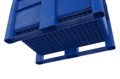 Dolav, som bruges til opbevaring inden for forskellige typer af fødevareindustrier, er en robust plastikcontainer.