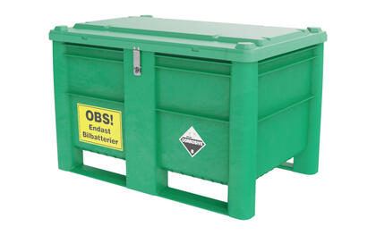 Dolav plastcontainere forenkler arbejdet og logistikken omkring opbevaring af farligt affald, såsom bil- og lastbilbatterier, men også til fødevarer inden for fødevareindustrien.