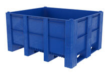 Förvara och återvinn farligt industriavfall flexibelt med Dolav, som är en robust och återvinningsbar plastcontainer inom industrin.
